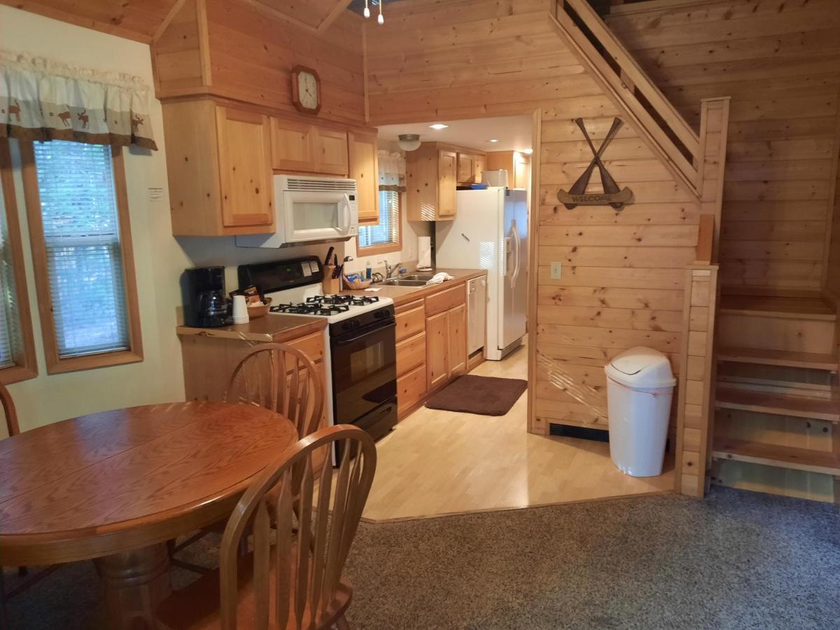Willamette Pass Inn & Chalets Odell Lake Exterior photo