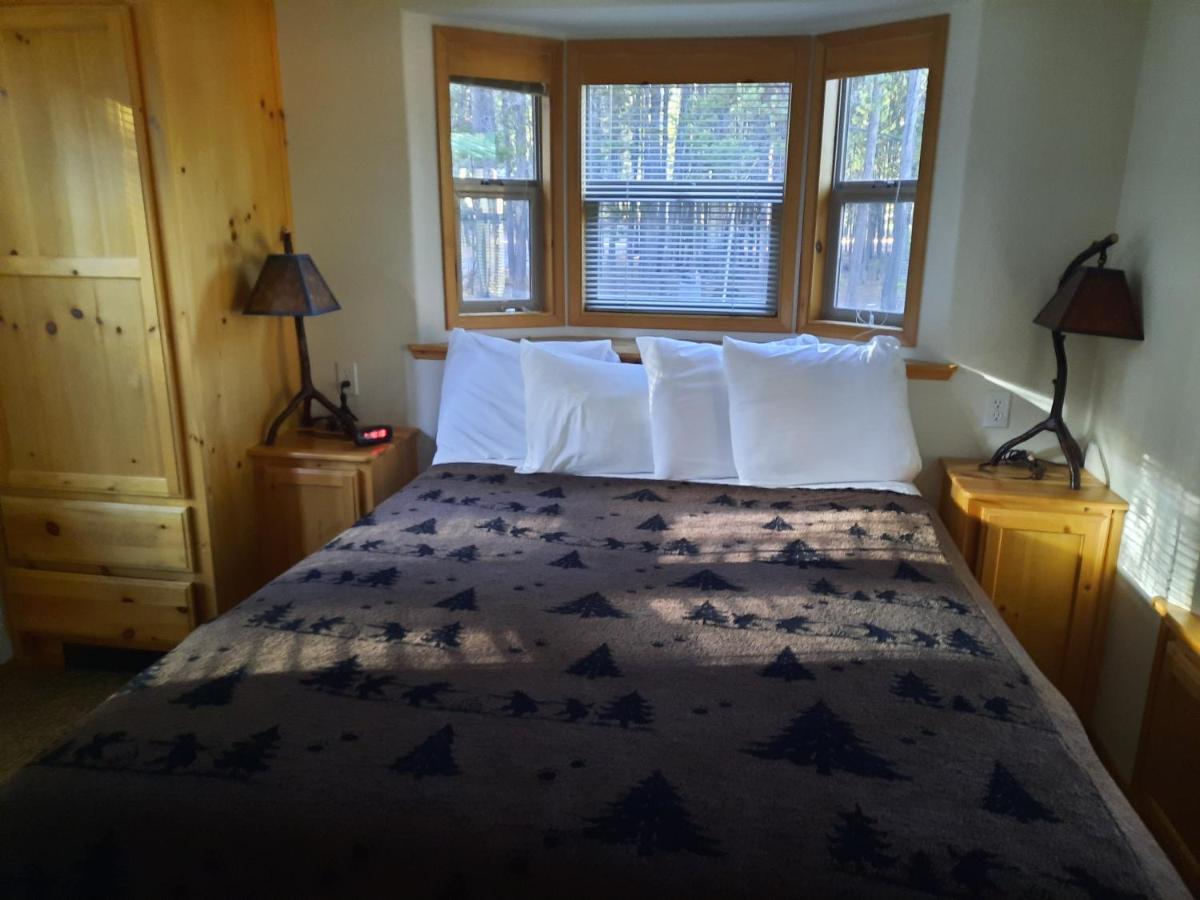 Willamette Pass Inn & Chalets Odell Lake Exterior photo