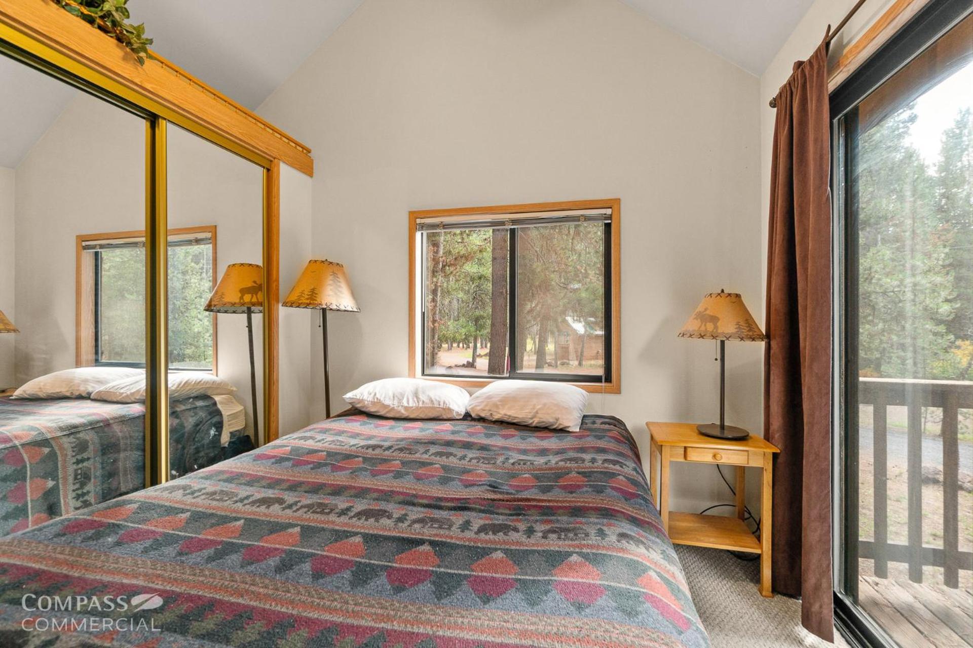 Willamette Pass Inn & Chalets Odell Lake Exterior photo